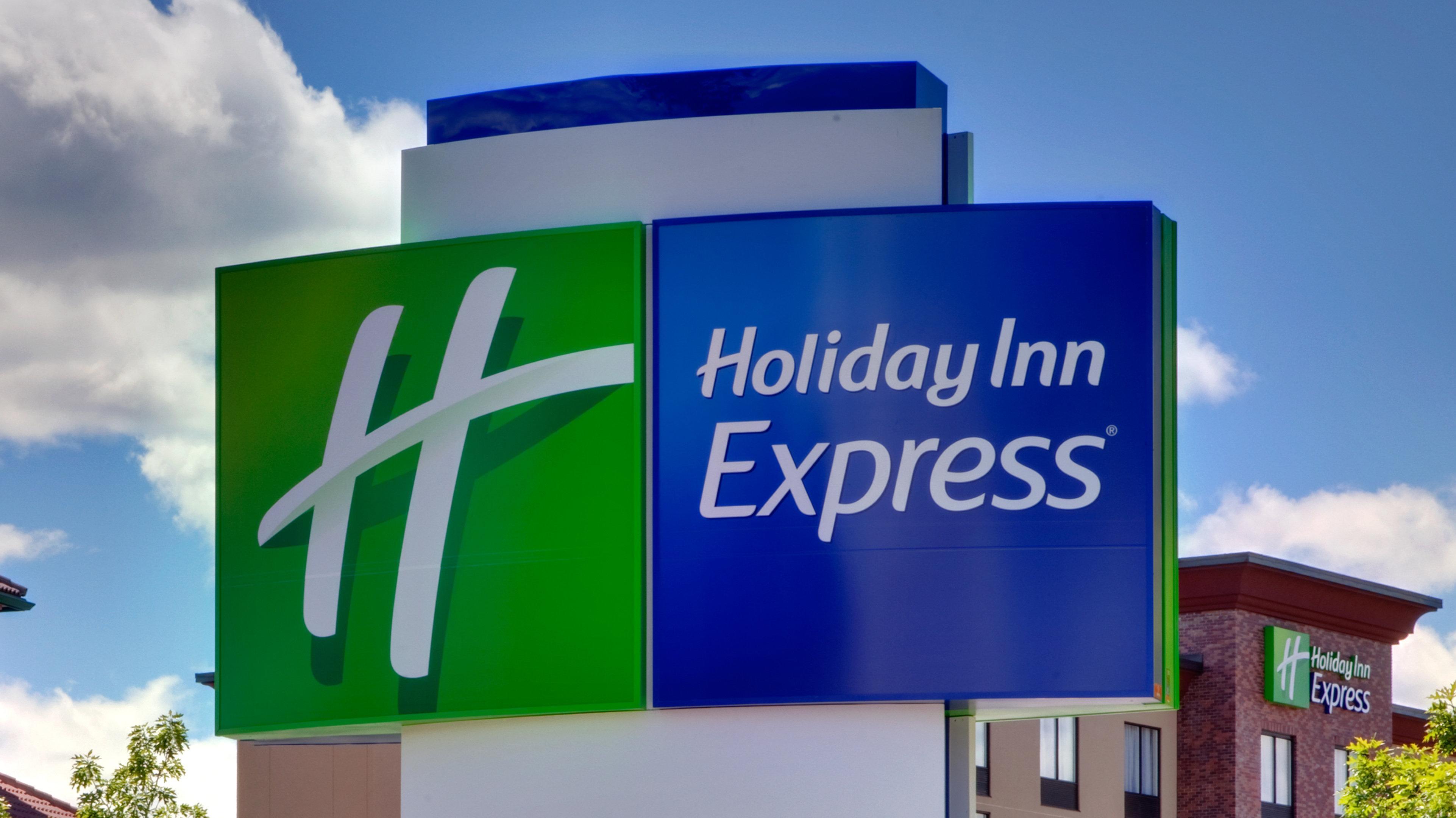 Holiday Inn Express & Suites - Redding By Ihg Extérieur photo
