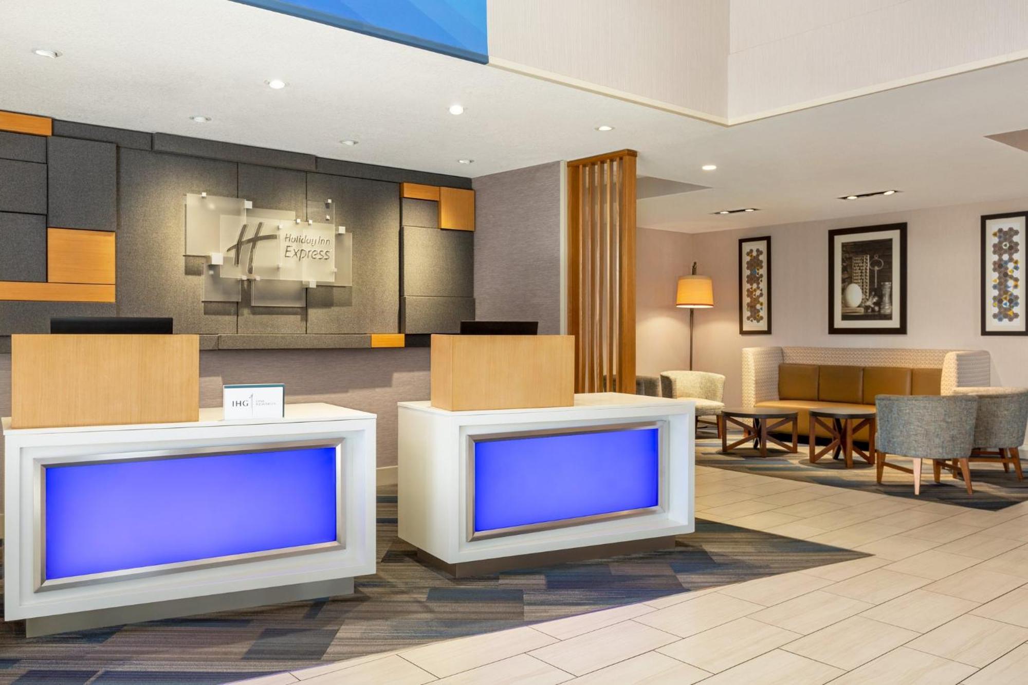 Holiday Inn Express & Suites - Redding By Ihg Extérieur photo
